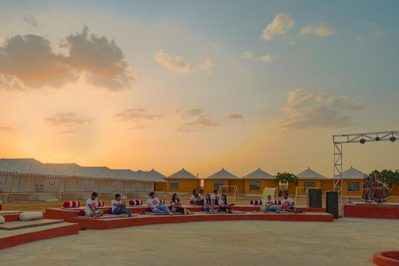 Sunrise Desert Resort With Swimming Pool Dzsaiszalmer Kültér fotó