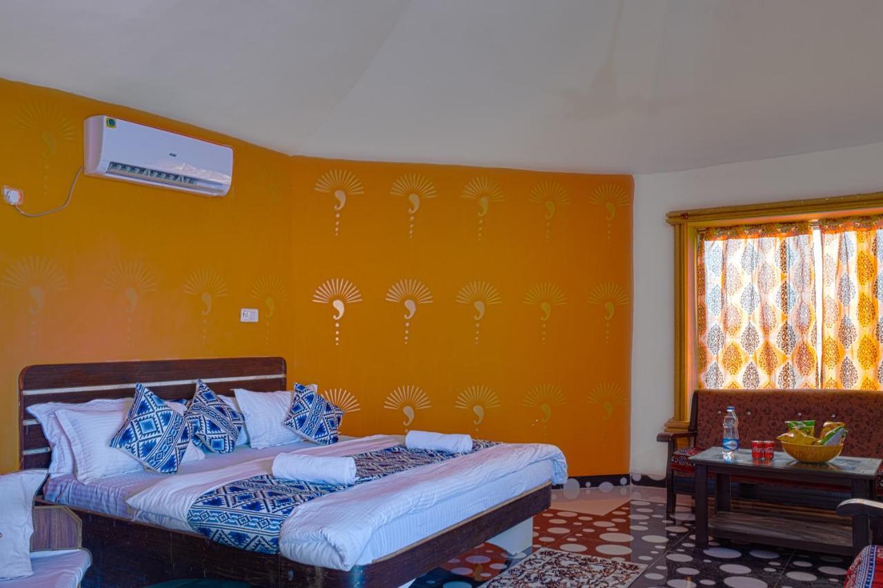 Sunrise Desert Resort With Swimming Pool Dzsaiszalmer Kültér fotó